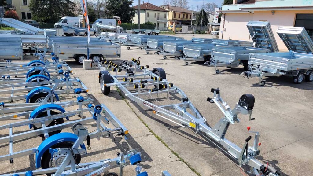 Carrelli e Rimorchi auto da Tecnostile a Rovigo 2 Tecnostile Rimorchi