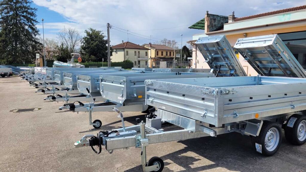 Carrelli e Rimorchi auto da Tecnostile a Rovigo 1 Tecnostile Rimorchi
